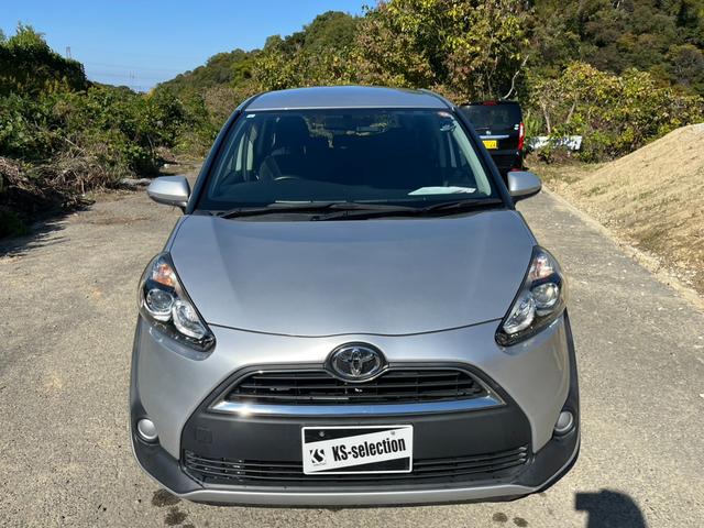 安心の徹底クリーニング　シート下などの見えにくい部分までしっかりと清掃を実施！徹底した品質管理の下、気持ちの良い車選びをお約束します！