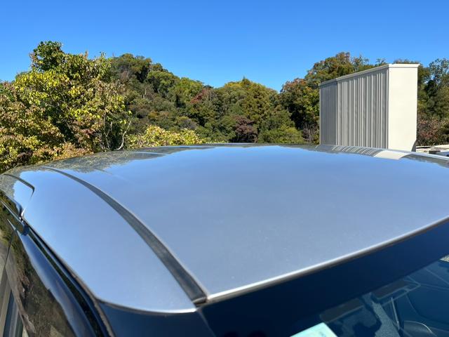 ルーフ　塗装剥げなく綺麗に保たれてます
