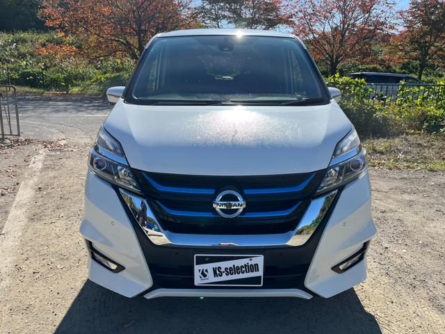 セレナ e-パワー ハイウェイスターV 全周囲カメラ バックカメラ パーキングアシストレーン 両側電動スライドドア ステアリングヒーター Bluetooth 衝突被害軽減ブレーキ 横滑り防止 インテリジェントルームミラー(4枚目)