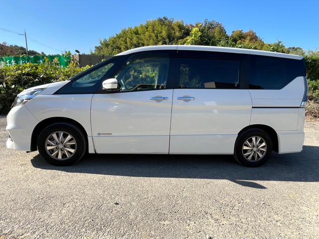 セレナ e-パワー ハイウェイスターV 全周囲カメラ バックカメラ パーキングアシストレーン 両側電動スライドドア ステアリングヒーター Bluetooth 衝突被害軽減ブレーキ 横滑り防止 インテリジェントルームミラー(7枚目)