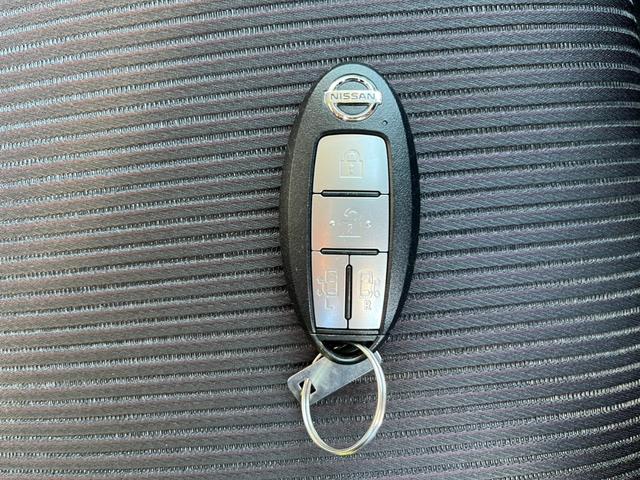 セレナ e-パワー ハイウェイスターV 全周囲カメラ バックカメラ パーキングアシストレーン 両側電動スライドドア ステアリングヒーター Bluetooth 衝突被害軽減ブレーキ 横滑り防止 インテリジェントルームミラー(36枚目)