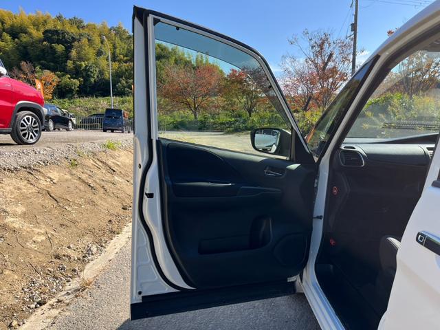 セレナ e-パワー ハイウェイスターV 全周囲カメラ バックカメラ パーキングアシストレーン 両側電動スライドドア ステアリングヒーター Bluetooth 衝突被害軽減ブレーキ 横滑り防止 インテリジェントルームミラー(53枚目)