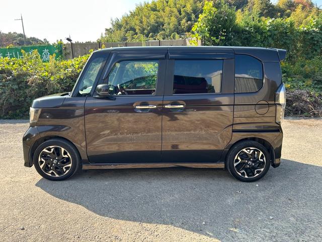 N-BOX G・Lターボホンダセンシング Bluetooth バックカメラ 両側電動スライドドア スマートキー プッシュスタート 横滑り防止 衝突被害軽減ブレーキ レーンキープアシスト パワーウィンドウ オートエアコン オートライト(6枚目)