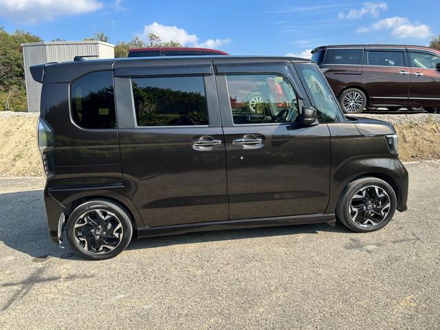 N-BOX G・Lターボホンダセンシング Bluetooth バックカメラ 両側電動スライドドア スマートキー プッシュスタート 横滑り防止 衝突被害軽減ブレーキ レーンキープアシスト パワーウィンドウ オートエアコン オートライト(7枚目)