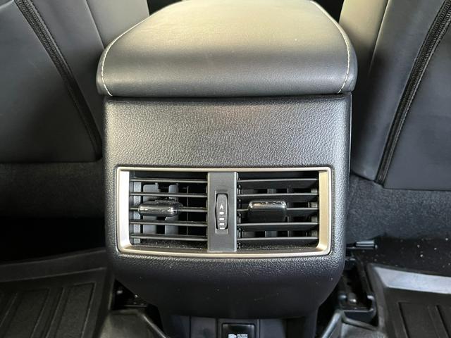 ＮＸ ＮＸ３００　Ｆスポーツ　アクティブクルーズコントロール　３６０度カメラ　電動リアゲート　ハンドルヒーター　オートワイパー　ブレーキーホールド　シートヒーター　シートエアコン　ＥＴＣ　フルセグ視聴航行中ＯＫ　革シート（42枚目）