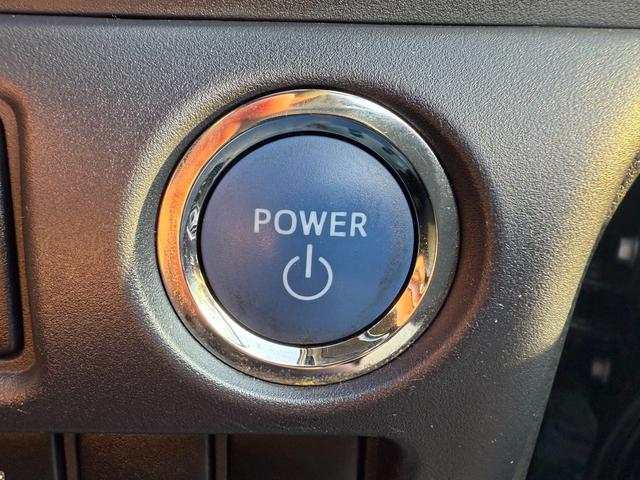 ワンタッチでエンジンスタートできるプッシュスタート