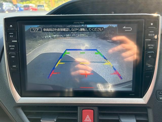 バックカメラモニター　駐車時、後進時も死角が減って思わぬ事故の防止にも役立ち、安心です♪