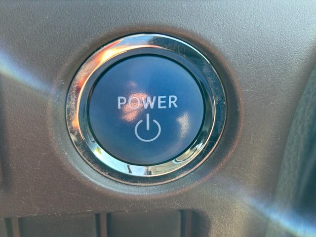 ワンタッチでエンジンスタートできるプッシュスタート