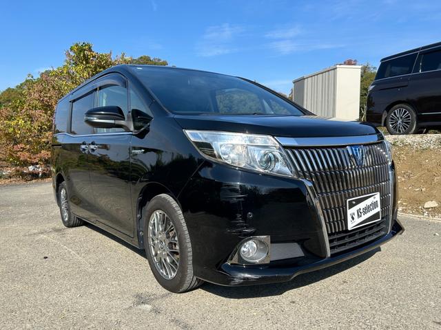 専門の検査機関の査定を受けた車両を取り扱いしております。中古車購入に不安を抱かれてるお客様も多いかと思いますが、お客様と同じ目線にたってお車のご案内を致します。ご不明点など何なりとお申し付けください。