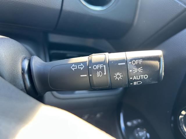 Ｎ－ＢＯＸカスタム Ｇ・Ｌホンダセンシング　両側電動スライドドア　オートエアコン　スマートキー　Ｂｌｕｅｔｏｏｔｈ　横滑り防止　レーンキープアシスト　衝突被害軽減ブレーキ　ＥＴＣ　　オートライト　プッシュスタート（17枚目）