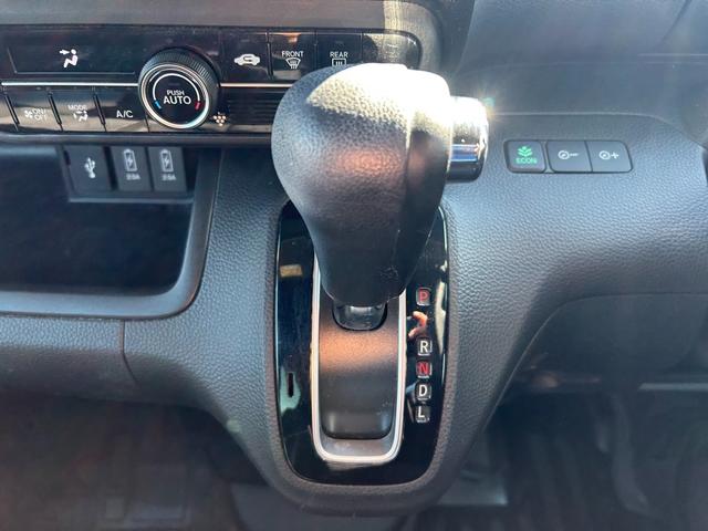 Ｎ－ＢＯＸカスタム Ｇ・Ｌホンダセンシング　両側電動スライドドア　オートエアコン　スマートキー　Ｂｌｕｅｔｏｏｔｈ　横滑り防止　レーンキープアシスト　衝突被害軽減ブレーキ　ＥＴＣ　　オートライト　プッシュスタート（25枚目）