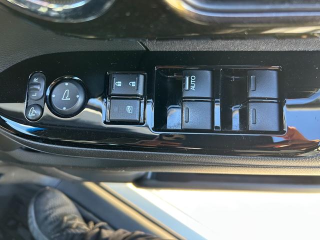 Ｎ－ＢＯＸカスタム Ｇ・Ｌホンダセンシング　両側電動スライドドア　オートエアコン　スマートキー　Ｂｌｕｅｔｏｏｔｈ　横滑り防止　レーンキープアシスト　衝突被害軽減ブレーキ　ＥＴＣ　　オートライト　プッシュスタート（29枚目）