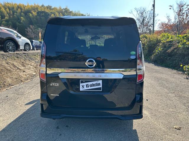 セレナ ハイウェイスターV スマートキー ETC 両側電動スライドドア フリップダウンモニター フルセグTV オートライト オートエアコン 純正ステアリング(5枚目)