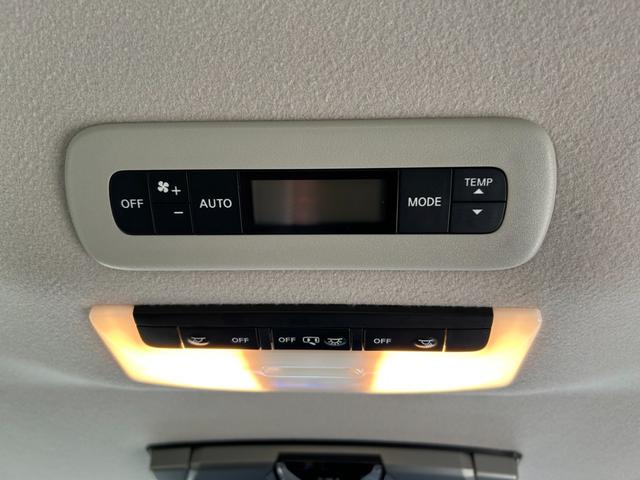 セレナ ハイウェイスターV スマートキー ETC 両側電動スライドドア フリップダウンモニター フルセグTV オートライト オートエアコン 純正ステアリング(28枚目)