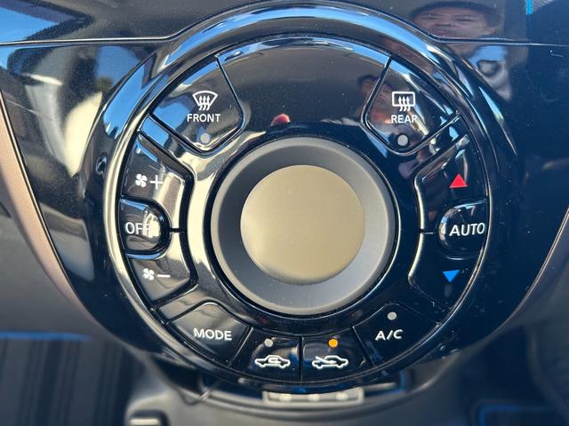 ノート ｅ－パワー　メダリスト　全周囲カメラ　バックカメラ　障害物センサー　衝突被害軽減ブレーキ　横滑り防止　レーンキープアシスト　スマートキー　オートエアコン　オートライト（22枚目）