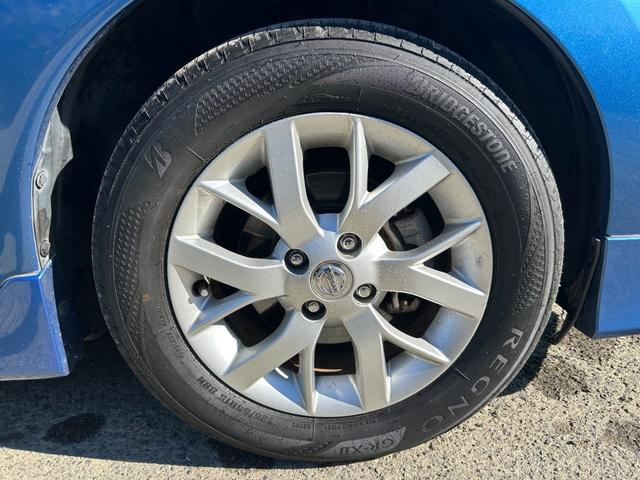 ノート ｅ－パワー　メダリスト　全周囲カメラ　バックカメラ　障害物センサー　衝突被害軽減ブレーキ　横滑り防止　レーンキープアシスト　スマートキー　オートエアコン　オートライト（49枚目）