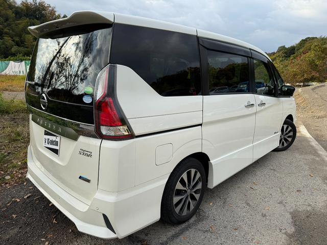 セレナ ハイウェイスター　スマートキー　ＥＴＣ　Ｂｌｕｅｔｏｏｔｈ　両側電動スライドドア　フリップダウンモニター　アラウンドビューモニター　サンシェード　横滑り防止　衝突被害軽減ブレーキ（3枚目）