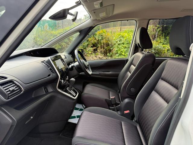 セレナ ハイウェイスター　スマートキー　ＥＴＣ　Ｂｌｕｅｔｏｏｔｈ　両側電動スライドドア　フリップダウンモニター　アラウンドビューモニター　サンシェード　横滑り防止　衝突被害軽減ブレーキ（10枚目）