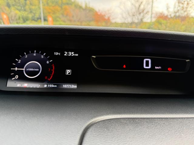 セレナ ハイウェイスター　スマートキー　ＥＴＣ　Ｂｌｕｅｔｏｏｔｈ　両側電動スライドドア　フリップダウンモニター　アラウンドビューモニター　サンシェード　横滑り防止　衝突被害軽減ブレーキ（18枚目）