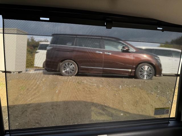 セレナ ハイウェイスター　スマートキー　ＥＴＣ　Ｂｌｕｅｔｏｏｔｈ　両側電動スライドドア　フリップダウンモニター　アラウンドビューモニター　サンシェード　横滑り防止　衝突被害軽減ブレーキ（32枚目）