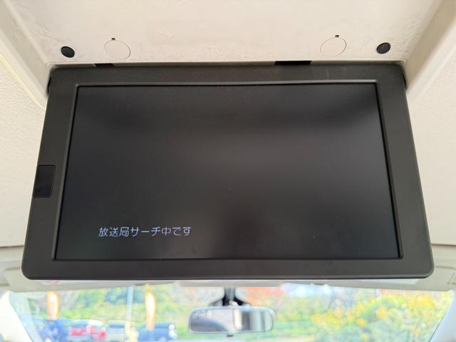 セレナ ハイウェイスター　スマートキー　ＥＴＣ　Ｂｌｕｅｔｏｏｔｈ　両側電動スライドドア　フリップダウンモニター　アラウンドビューモニター　サンシェード　横滑り防止　衝突被害軽減ブレーキ（33枚目）