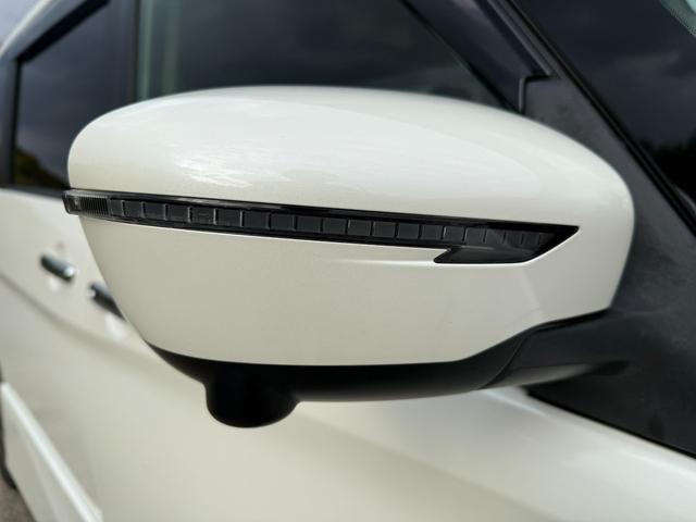 セレナ ハイウェイスター　スマートキー　ＥＴＣ　Ｂｌｕｅｔｏｏｔｈ　両側電動スライドドア　フリップダウンモニター　アラウンドビューモニター　サンシェード　横滑り防止　衝突被害軽減ブレーキ（50枚目）