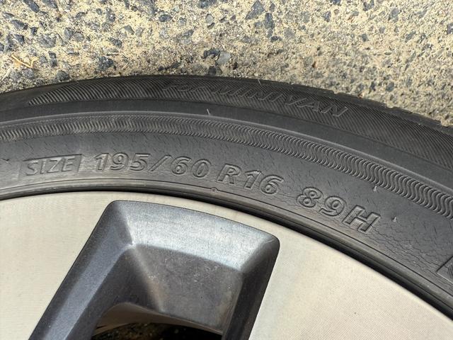 セレナ ハイウェイスター　スマートキー　ＥＴＣ　Ｂｌｕｅｔｏｏｔｈ　両側電動スライドドア　フリップダウンモニター　アラウンドビューモニター　サンシェード　横滑り防止　衝突被害軽減ブレーキ（53枚目）