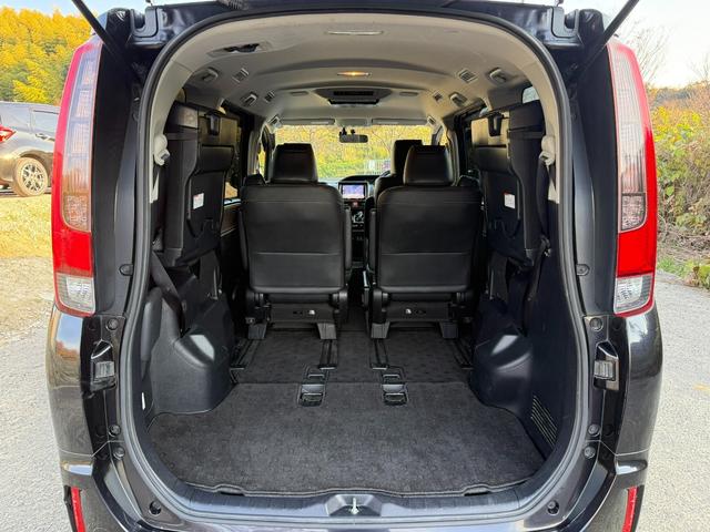 TOYOTA ESQUIRE HYBRID GI