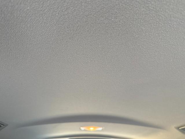 TOYOTA ESQUIRE HYBRID GI