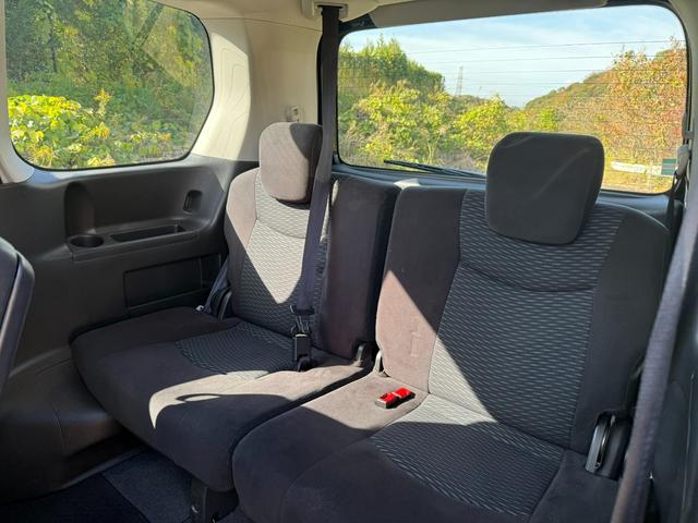 セレナ 20X S-ハイブリッド バックモニター ETC 両側電動スライドドア 横滑り防止ボタン クルーズコントロール サンシェード フリップダウンモニター 後席エアコン オートライト スマートキー(12枚目)