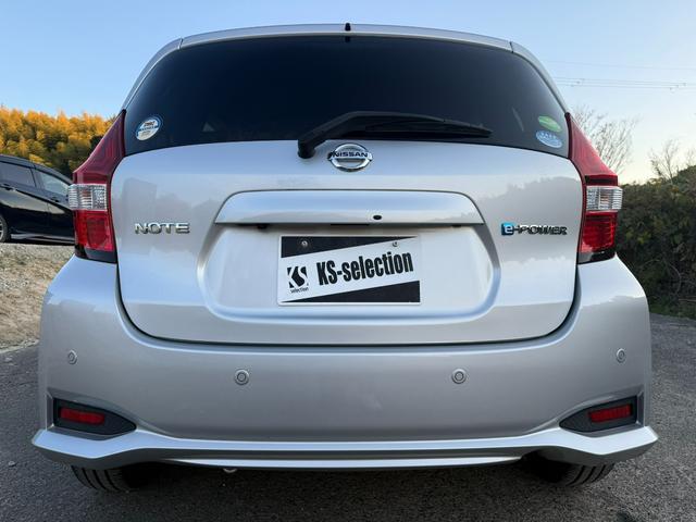 ノート e-パワー B Bluetooth バックカメラ ETC 横滑り防止 レーンキープアシスト 障害物センサー プッシュスタートボタン スマートキー オートライト オートエアコン(36枚目)