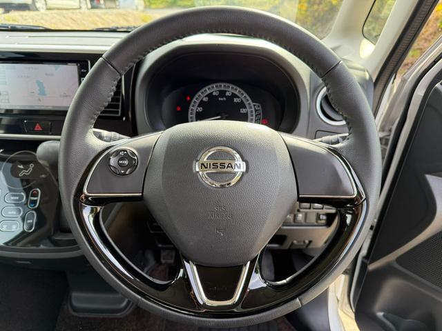 デイズルークス ボレロ　全方位カメラ　Ｂｌｕｅｔｏｏｔｈ　ＥＴＣ　サンシェード　電動スライドドア　横滑り防止ボタン　衝突被害軽減ブレーキ　シートヒーター　スマートキー　オートエアコン　オートライト（15枚目）