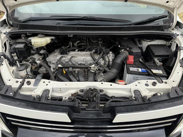 ヴォクシー ZS 煌 Bluetooth バックカメラ ETC サンシェード 横滑り防止ボタン ステアリングスイッチ 両側電動スライドドア 後席オートエアコン オートライト スマートキー(47枚目)