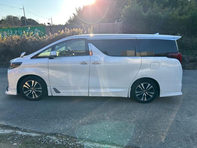 アルファード ２．５Ｓ　Ｃパッケージ　両側電動スライドドア　電動バックドア　フルセグ　Ｂｌｕｅｔｏｏｔｈオーディオ接続可　後席モニター　バックカメラ　ＥＴＣ　オートエアコン　ハンドルヒーター　シートヒーター　シートエアコン　スマートキー（6枚目）
