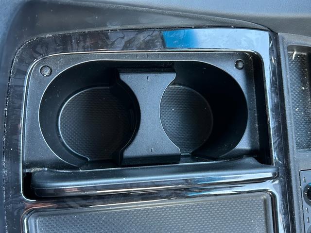 アルファード ２．５Ｓ　Ｃパッケージ　両側電動スライドドア　電動バックドア　フルセグ　Ｂｌｕｅｔｏｏｔｈオーディオ接続可　後席モニター　バックカメラ　ＥＴＣ　オートエアコン　ハンドルヒーター　シートヒーター　シートエアコン　スマートキー（33枚目）