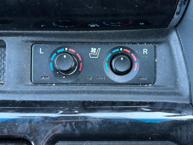 アルファード ２．５Ｓ　Ｃパッケージ　両側電動スライドドア　電動バックドア　フルセグ　Ｂｌｕｅｔｏｏｔｈオーディオ接続可　後席モニター　バックカメラ　ＥＴＣ　オートエアコン　ハンドルヒーター　シートヒーター　シートエアコン　スマートキー（34枚目）