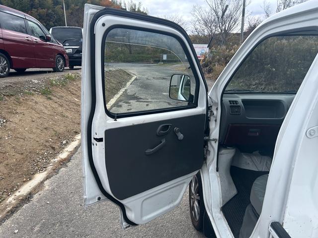 �h�A�����@�Y��ɕۂ���Ă܂�