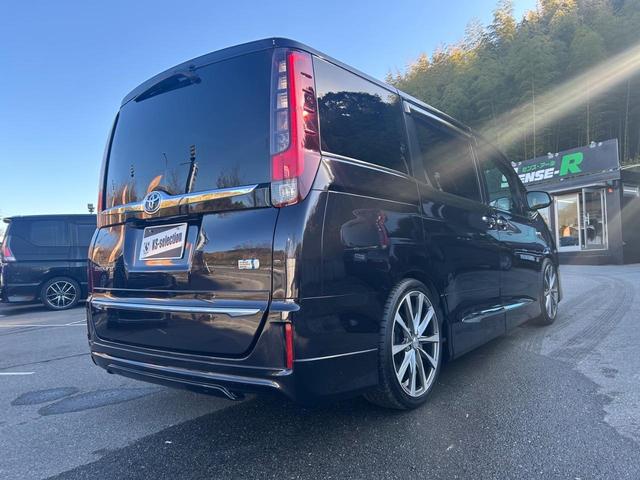 エスクァイア ハイブリッドＧｉ　Ｂｌｕｅｔｏｏｔｈ　バックモニター　シートヒーター　両側電動スライドドア　スマートキー　プッシュスタート　クルーズコントロール　ステアリングスイッチ　フリップダウンモニター　オートライト（46枚目）