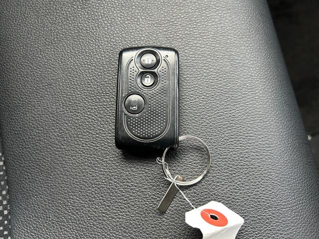 タント カスタムＸ　トップエディションＳＡ　Ｂｌｕｅｔｏｏｔｈ　バックカメラ　ＥＴＣ　オートライト　オートエアコン　パワーウィンドウ　横滑り防止　衝突軽減ブレーキ　ステアリングスイッチ　プッシュスタートボタン（28枚目）