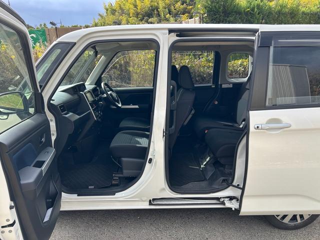 ルーミー カスタムＧ　Ｂｌｕｅｔｏｏｔｈ　バックカメラ　ＥＴＣ　シートヒーター　障害物センサー　両側電動スライドドア　プッシュスタートボタン　パワーウィンドウ　スマートキー　オートエアコン　オートライト（9枚目）