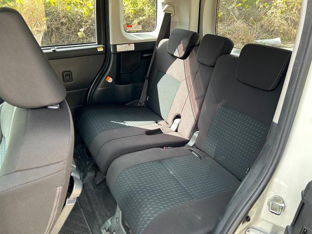 ルーミー カスタムＧ　Ｂｌｕｅｔｏｏｔｈ　バックカメラ　ＥＴＣ　シートヒーター　障害物センサー　両側電動スライドドア　プッシュスタートボタン　パワーウィンドウ　スマートキー　オートエアコン　オートライト（11枚目）