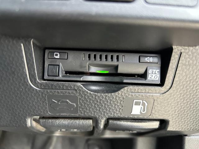 ルーミー カスタムＧ　Ｂｌｕｅｔｏｏｔｈ　バックカメラ　ＥＴＣ　シートヒーター　障害物センサー　両側電動スライドドア　プッシュスタートボタン　パワーウィンドウ　スマートキー　オートエアコン　オートライト（26枚目）