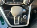 握りやすく操作しやすいシフトノブ　比較的綺麗に保たれています