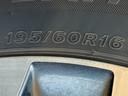 こちらのお車のタイヤサイズは「１９５／６０Ｒ１６」　タイヤサイズ国産／外国産　新品タイヤ・国産／外国産　中古タイヤの取り扱いもございます！！是非、スタッフまでお問い合わせ下さい。