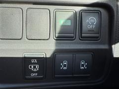 ξ¦��ư���饤�ɥɥ� 4