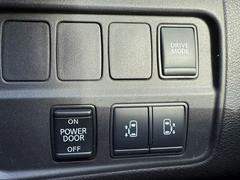 ξ¦��ư���饤�ɥɥ� 4