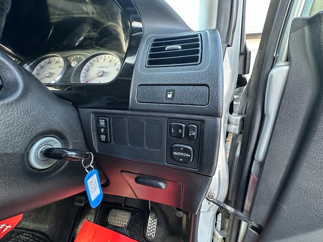 ムーヴ カスタム RS 4気筒ターボ 後期型 社外ナビ フルセグ ETC ディスチャージヘッドライト オートエアコン キーレスエントリー 禁煙車 室内クリーニング済みです(8枚目)