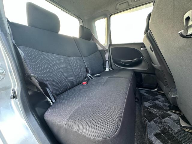 ムーヴ カスタム RS 4気筒ターボ 後期型 社外ナビ フルセグ ETC ディスチャージヘッドライト オートエアコン キーレスエントリー 禁煙車 室内クリーニング済みです(27枚目)