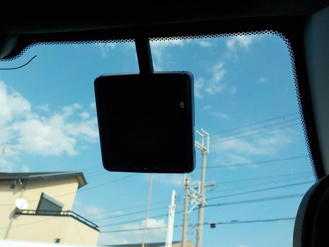 シビック LX ワンオーナー・バックカメラ・前ドライブレコーダー・ホンダセンシング・ETC・障害物センサー・シートヒーター・衝突被害軽減ブレーキ・フルセグTV・メモリーナビ(11枚目)