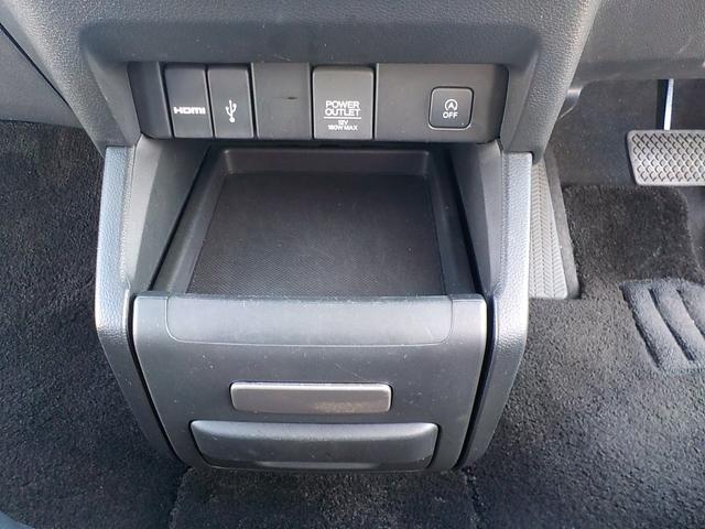 オデッセイ アブソルート・ＥＸ　ホンダセンシング・前後ドライブレコーダー・バックカメラ・Ｗエアコン・ＥＴＣ２．０・両側電動スライドドア・障害物センサー・シートヒーター・ＬＥＤヘッドライト・電動リアゲート・アルミホイール・（11枚目）